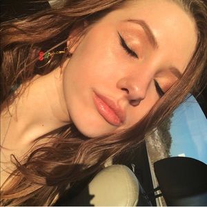 Meet your Posher, Kaitlyn ❤️